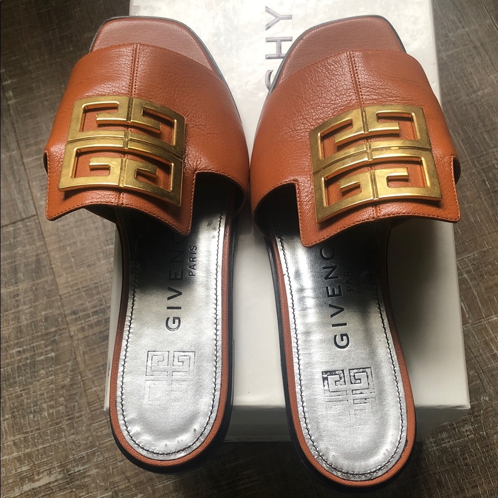 Givenchy Tan Leather Slide Sandals with Gold Emblem - Picture 3 of 8